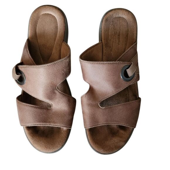 Easy Spirit Women's Slip-On Wedge Heel Sandals Size 7W - Picture 1 of 6
